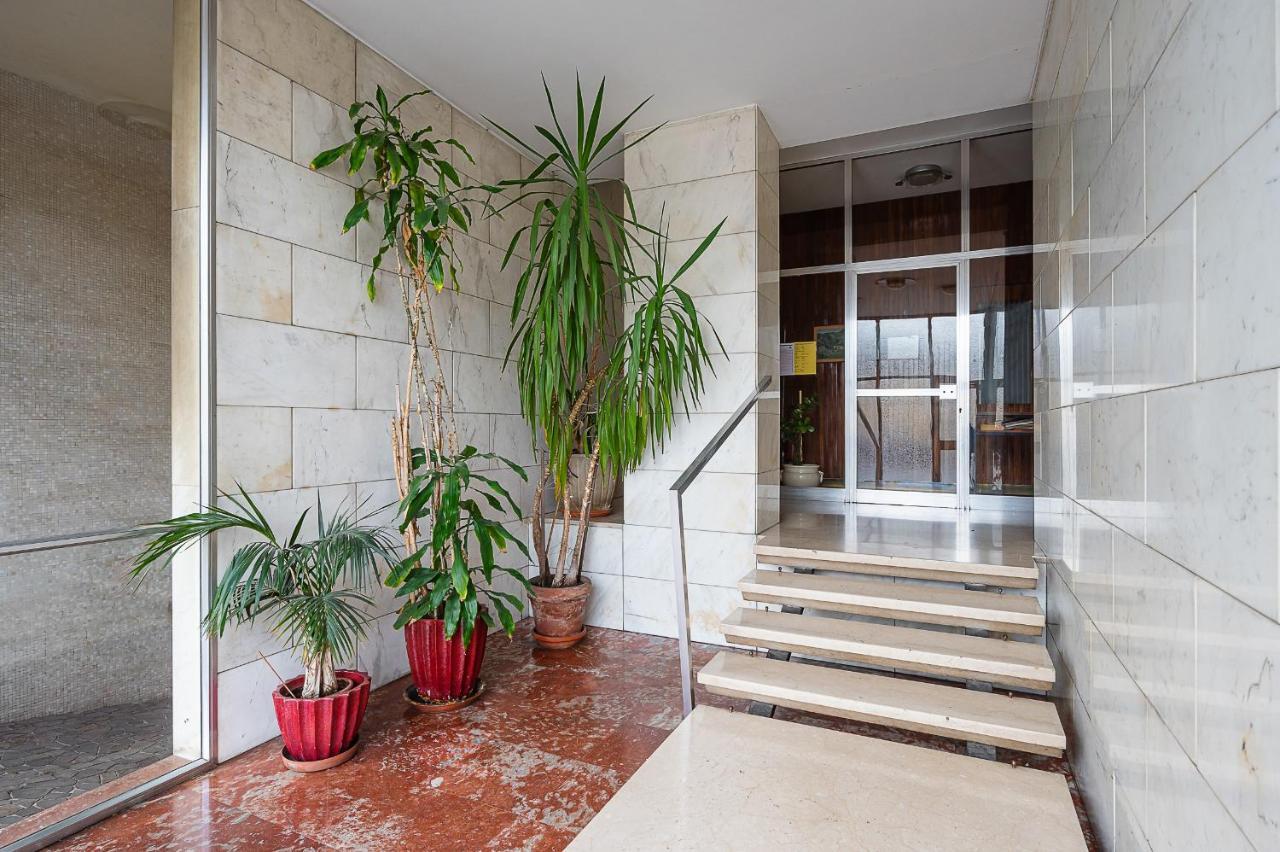 Hemeras Boutique Homes - Large Apartment In Citylife District Милан Экстерьер фото